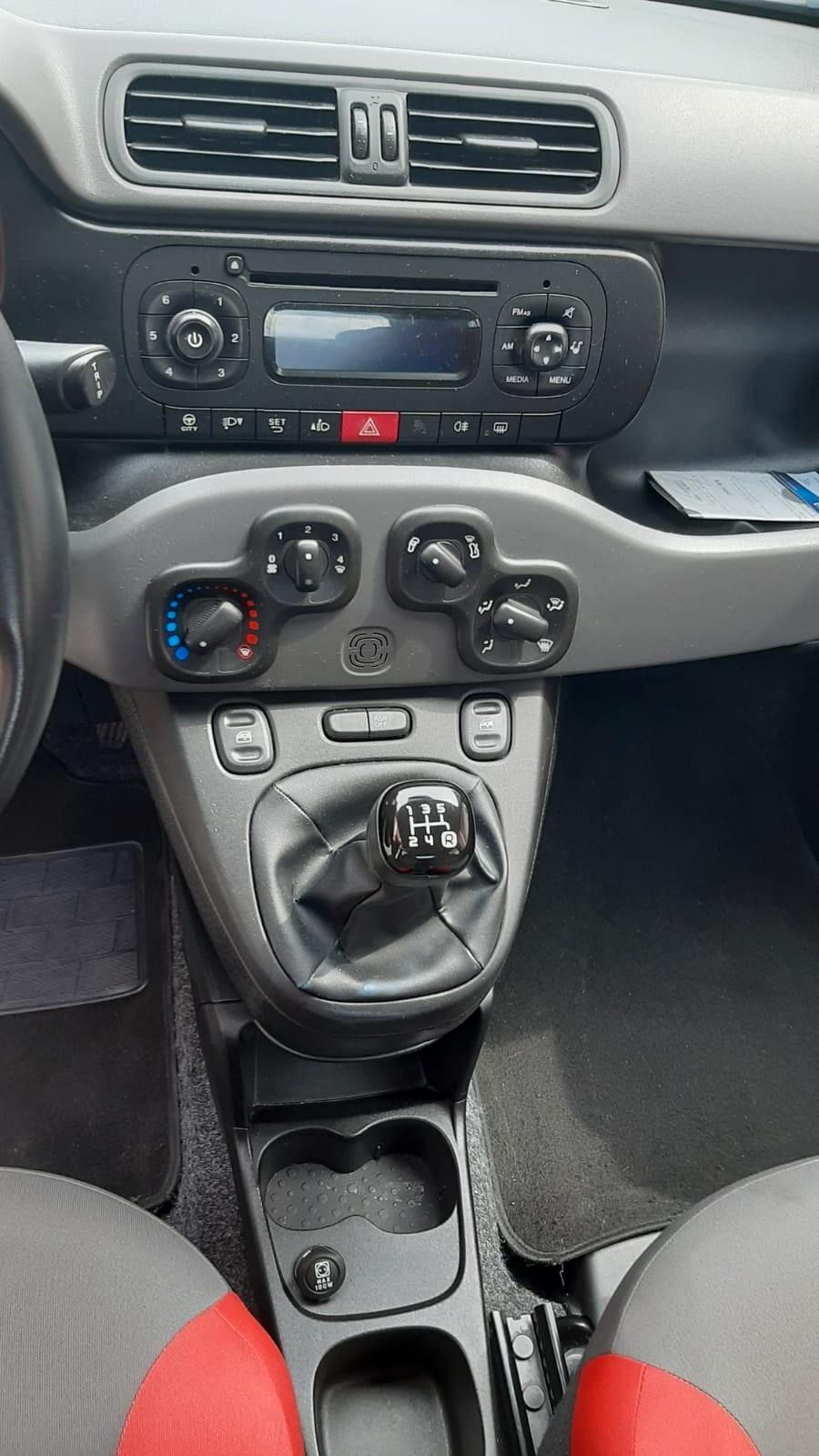 FIAT PANDA 1.2 Easy 2016 neopatentati