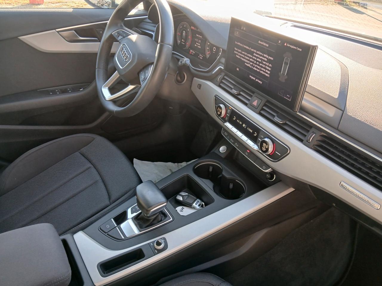 Audi A4 Avant 40 TDI quattro S tronic Business