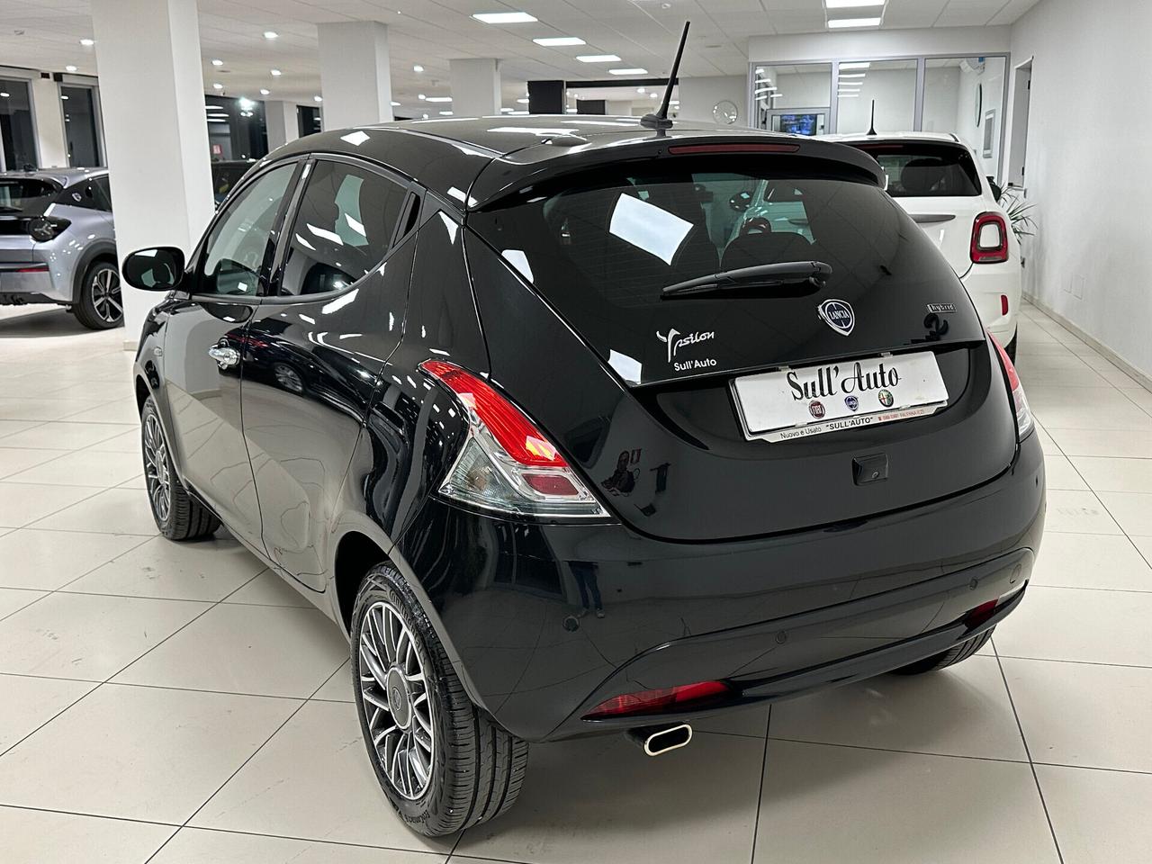 Lancia Ypsilon 1.0 FireFly Hybrid Gold Plus - 2023