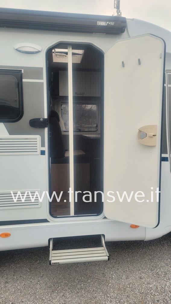 Carado V132 Semintegrale compatto