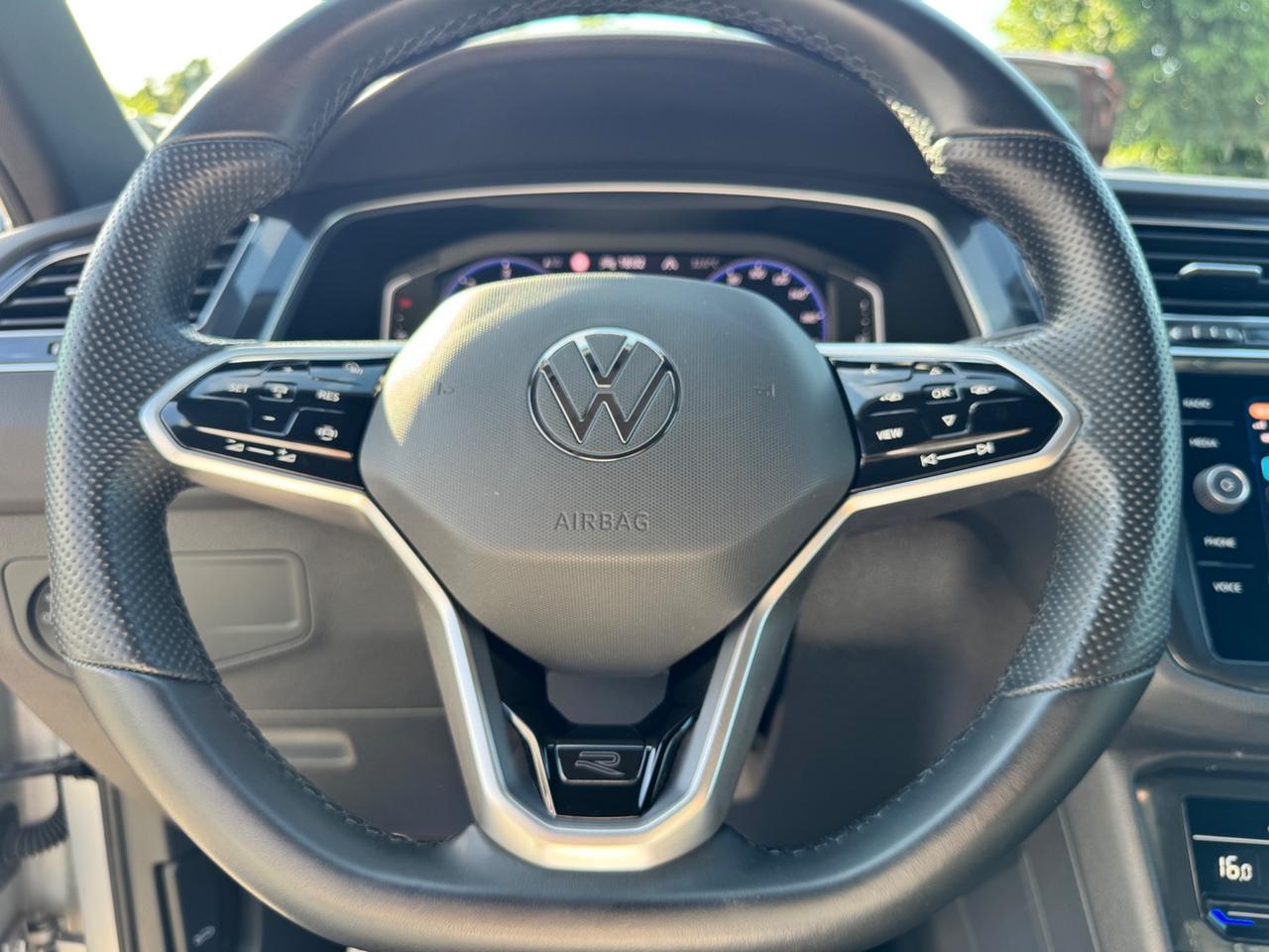 Volkswagen Tiguan R-LINE 2.0 TDI 150 CV DSG 4MOTION