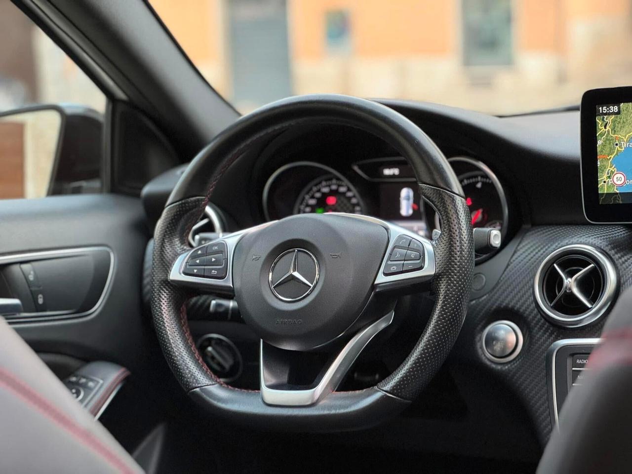 Mercedes-benz A 200 Cdi 136 Cv Auto Premium-AMG