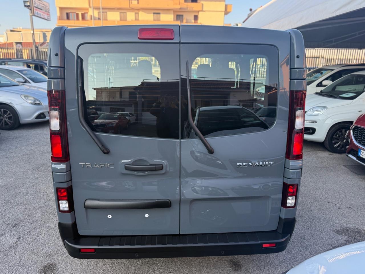 Renault Trafic BluedCi 150CV PL-TN 9 posti Pulmino