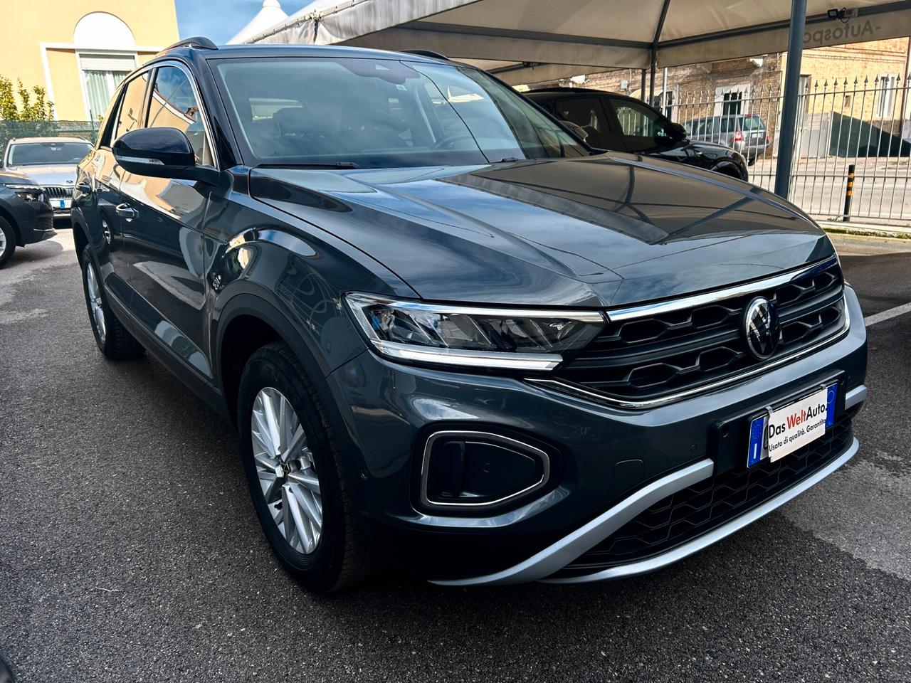 Volkswagen T-Roc 1.0 TSI Life 2023
