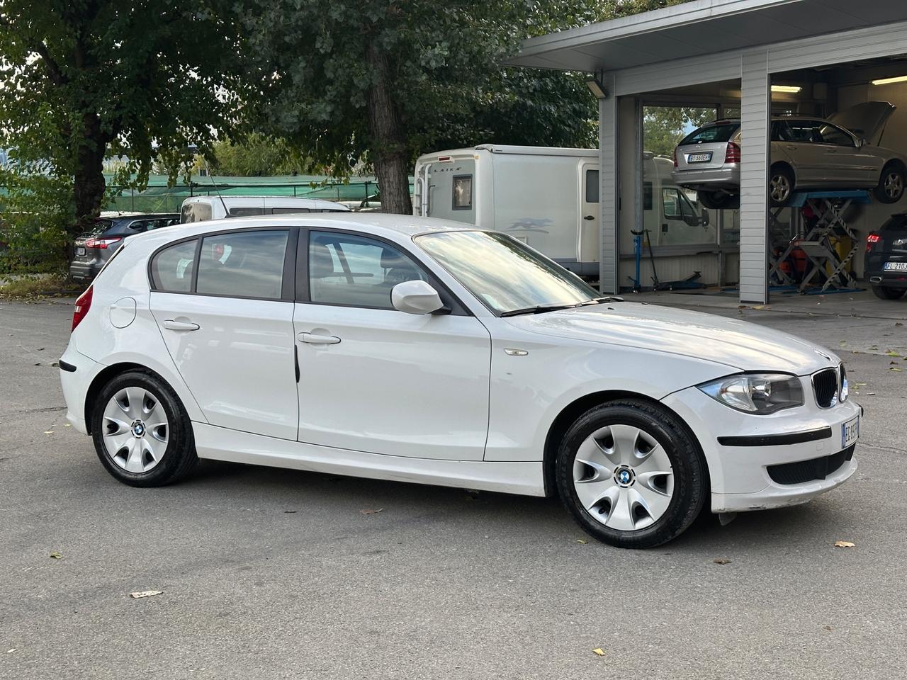 Bmw 116i cat 5 porte Eletta 140mila km