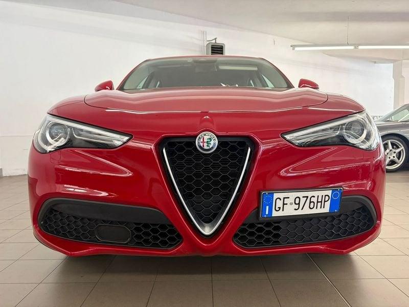 Alfa Romeo Stelvio 2.2 Turbo Diesel 160CV Business AT8 RWD