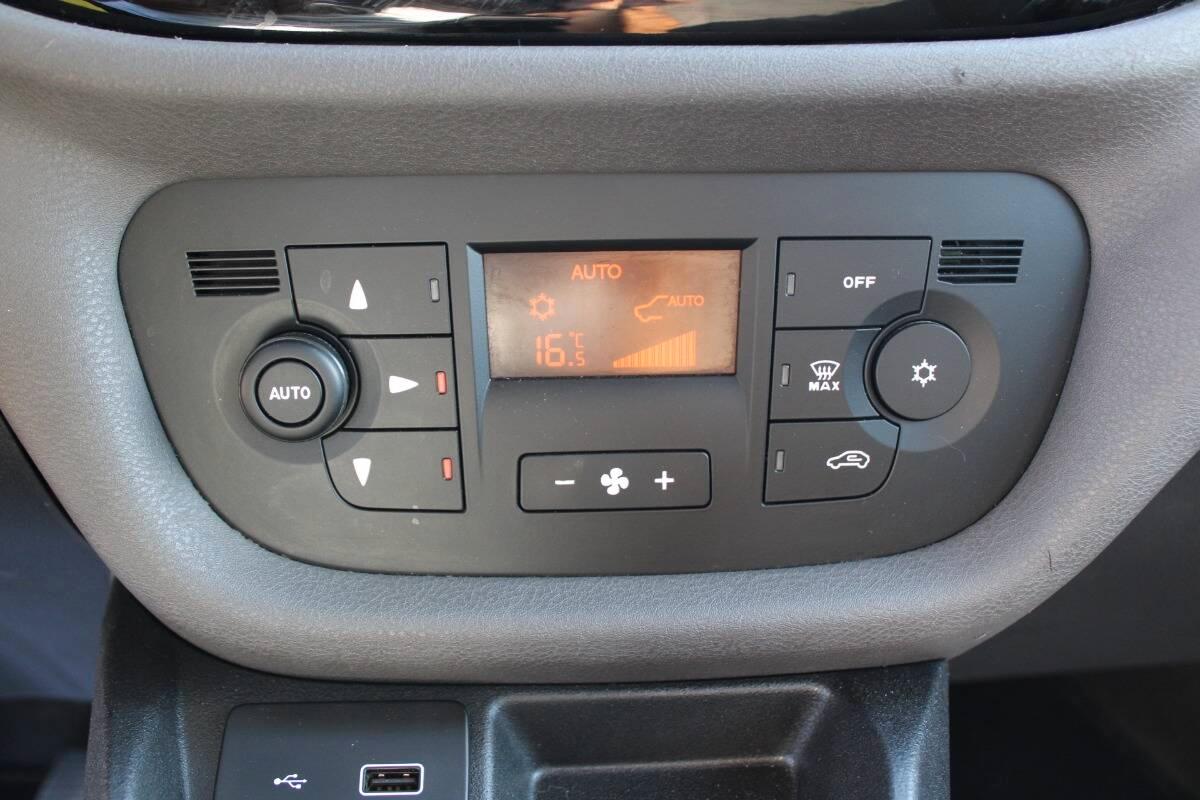 Fiat Doblò 1.4 tjt natural power Lounge 120cv