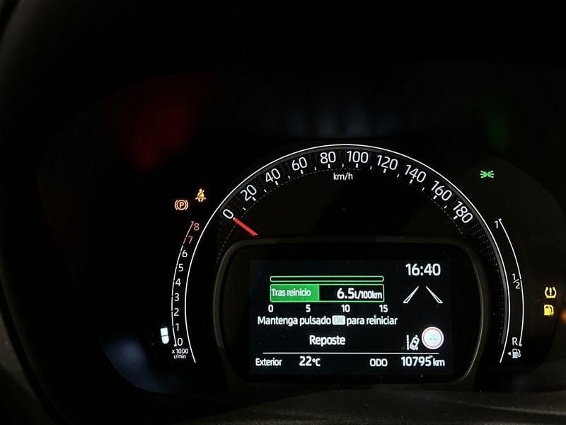 Toyota Aygo X Aygo X 1.0 VVT-i 72 CV 5 porte Trend