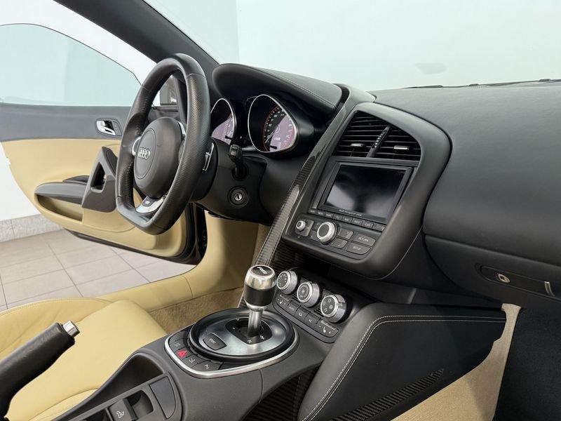 Audi R8 R8 Spyder 5.2 V10 FSI quattro R tronic