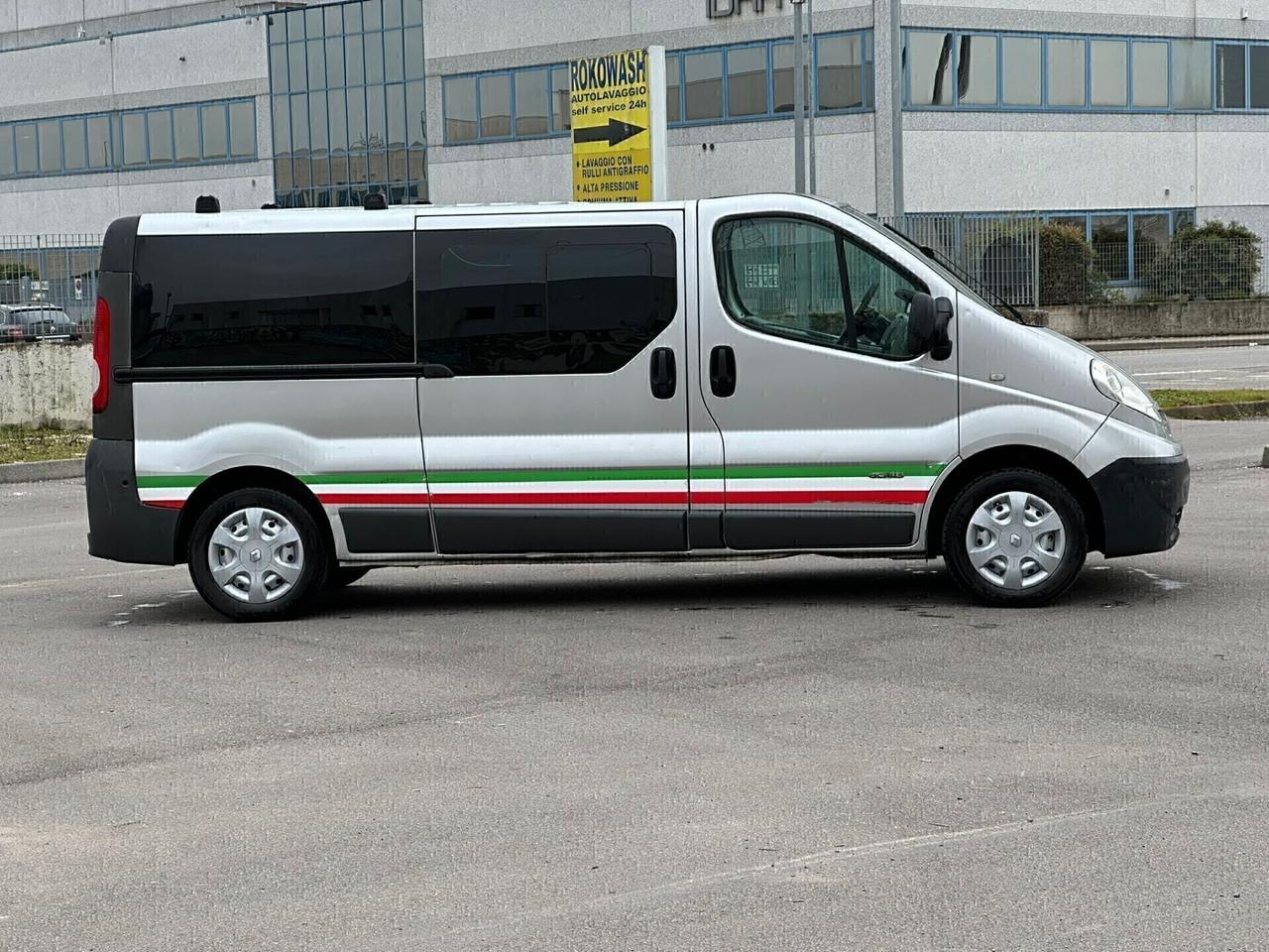 NISSAN PRIMASTAR CON 6 POSTI SUPER PREZZO!