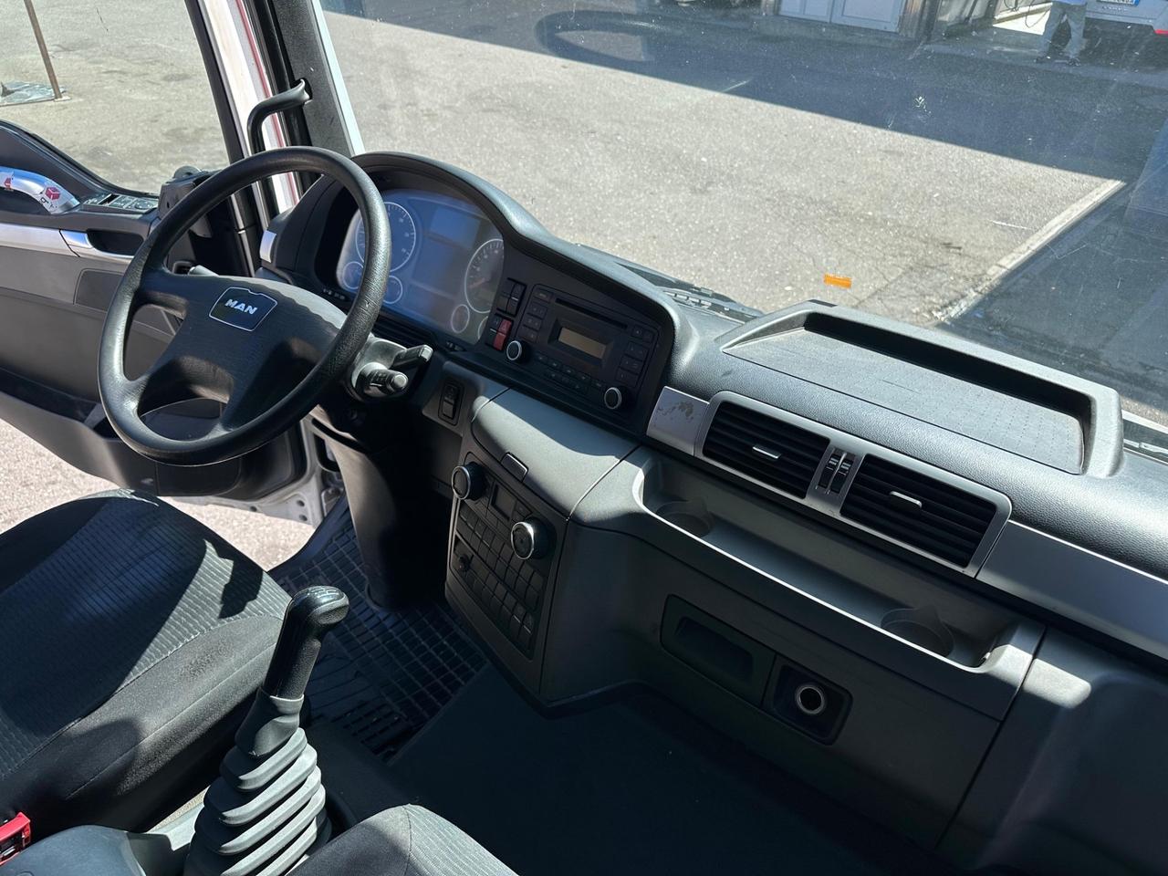 MAN TGL 8.180 EURO 6 SPONDA IDRAULICA