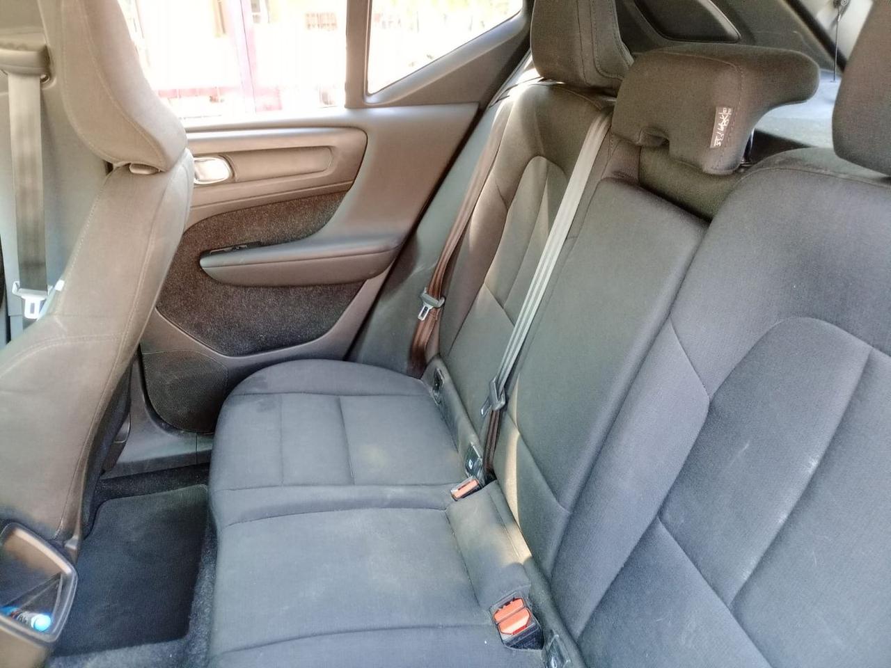 Volvo XC40 Business D3  #6218