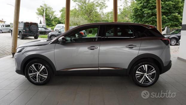 PEUGEOT 3008 BlueHDi 130 S&S EAT8 Allure Pack