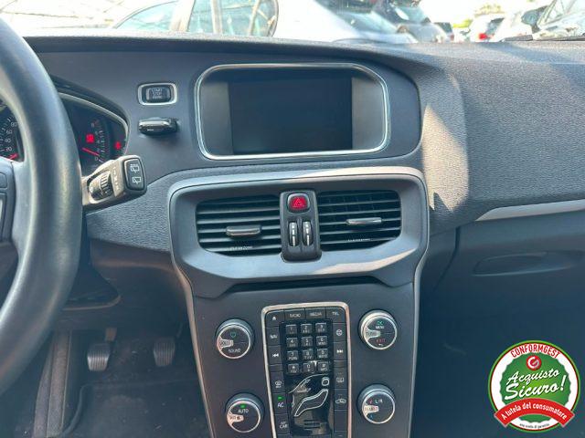 VOLVO V40 T2 Business
