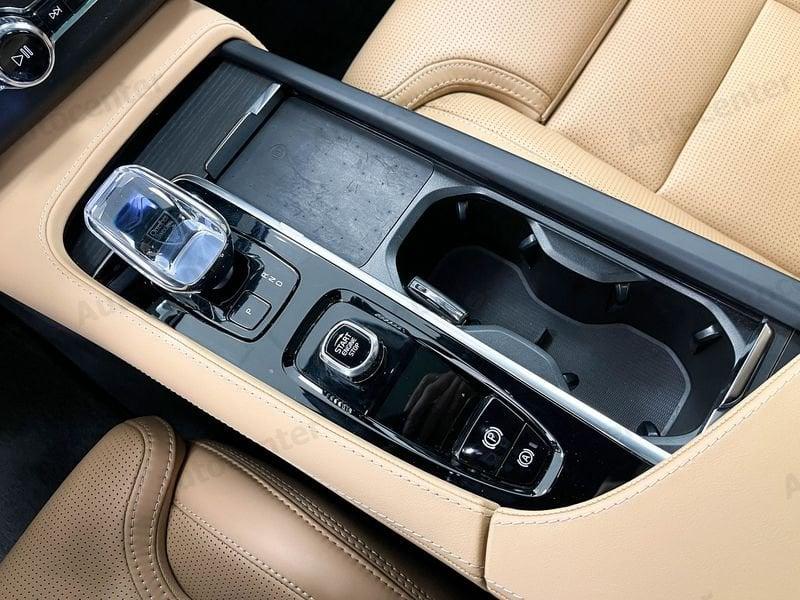 Volvo XC90 XC90 B5 (d) 235CV AWD AUT 7P ULTIMATE BRIGHT