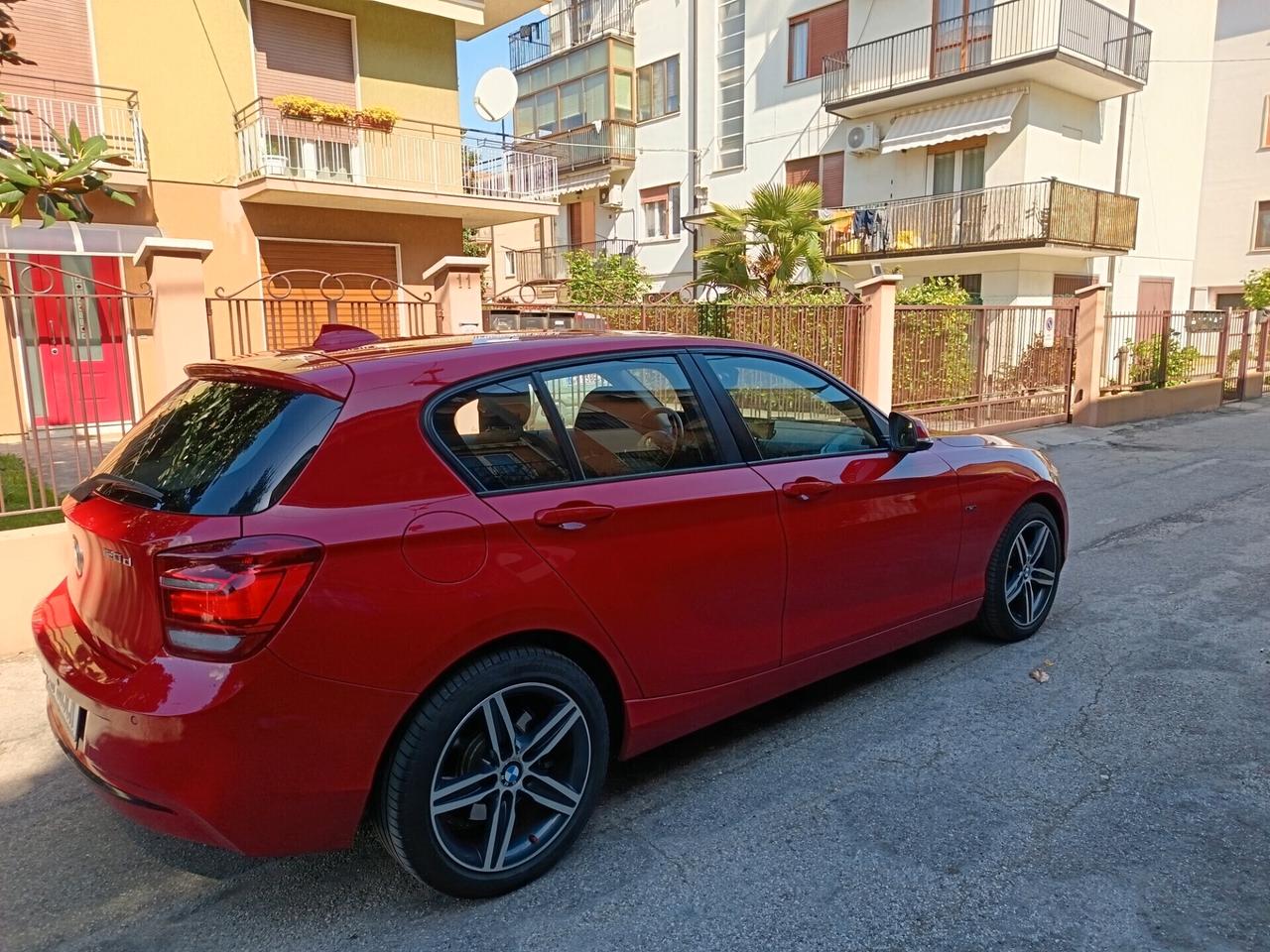 Bmw 120 120d 5p. Sport 2011