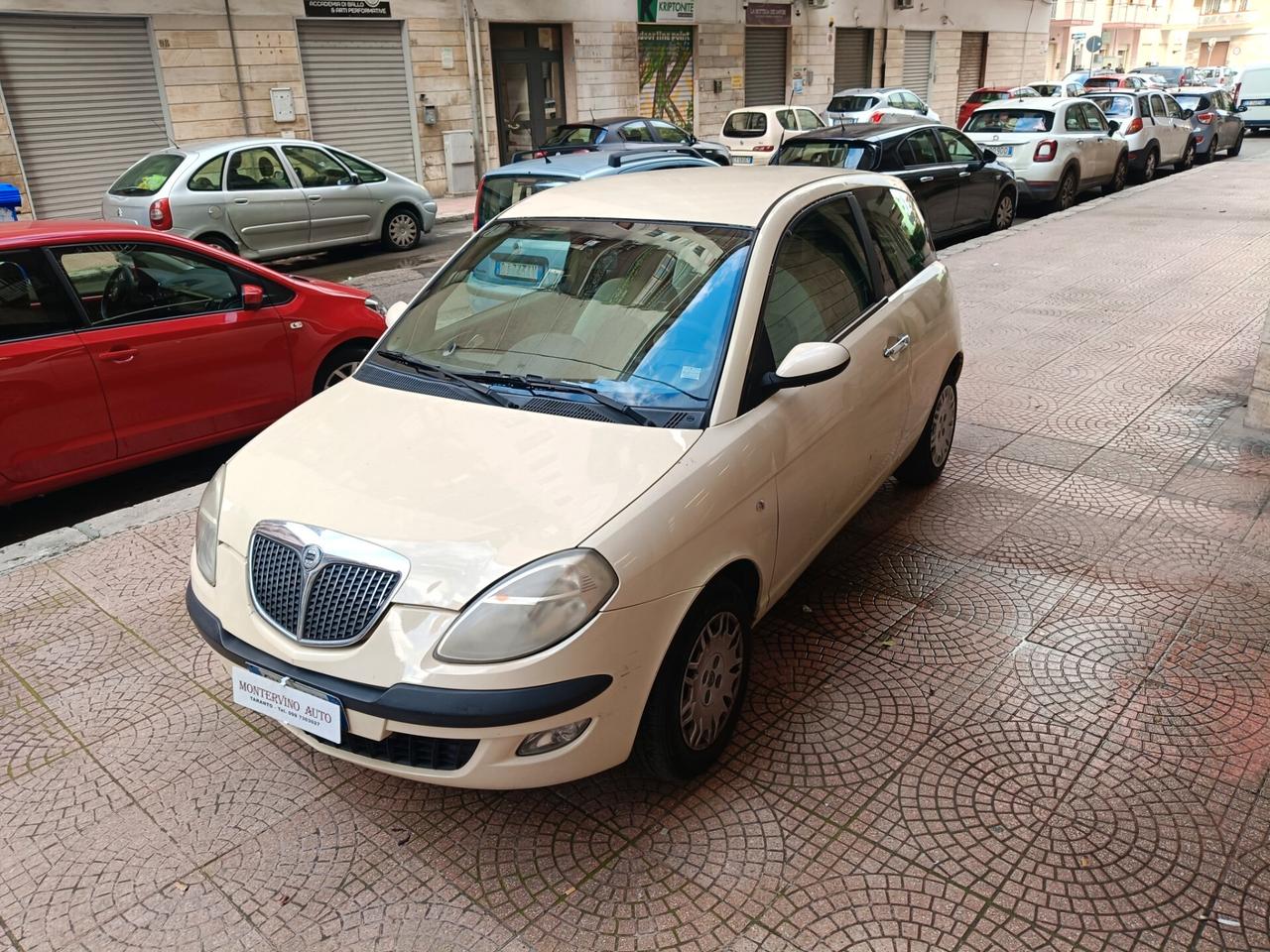 LANCIA YPSILON 1.2-VISTA E PIACIUTA-NEOPATENTATI-Euro1699