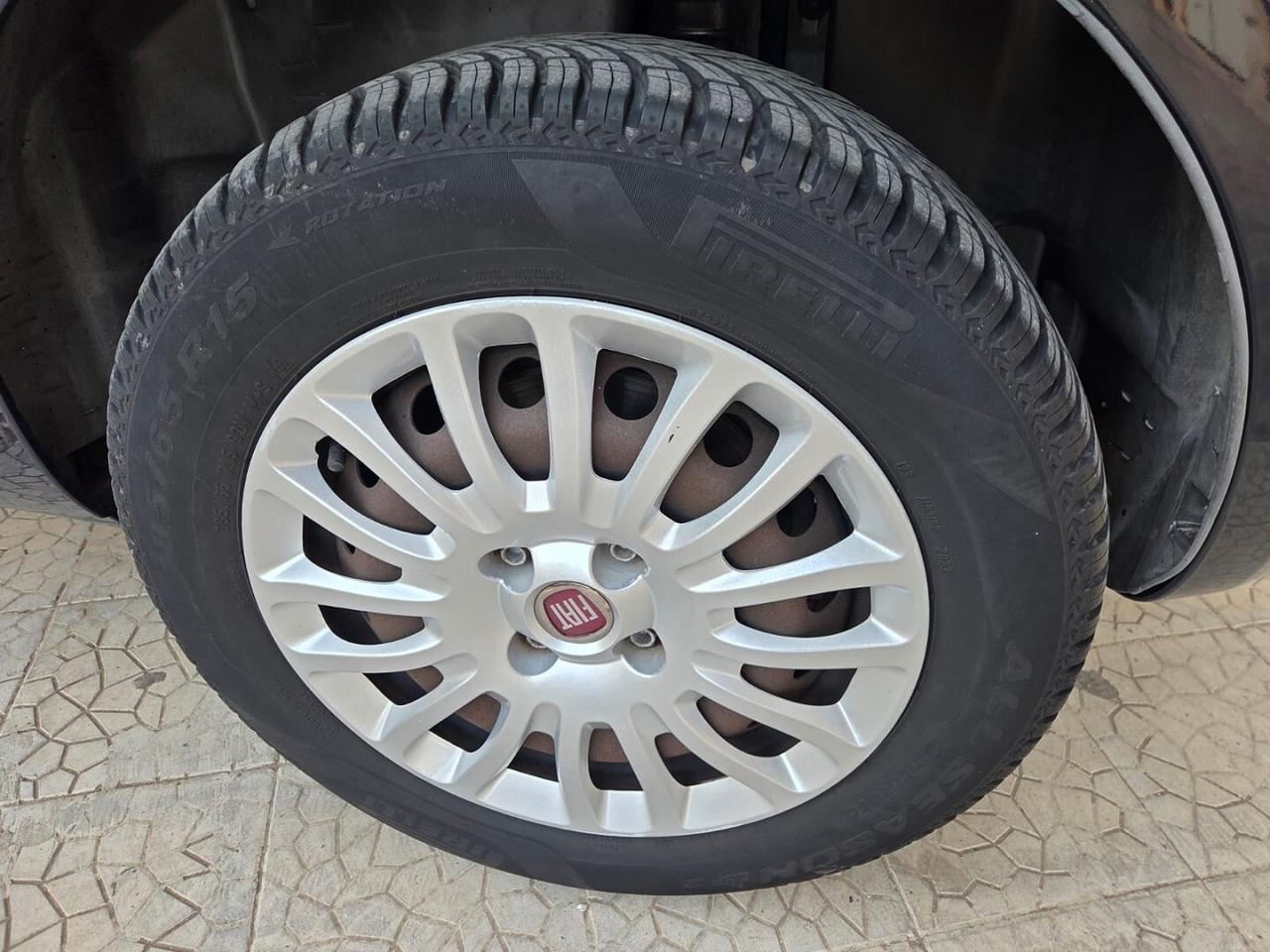 FIAT PUNTO 0.9 TWINAIR TURBO S&S 5 PORTE ANNO 2015