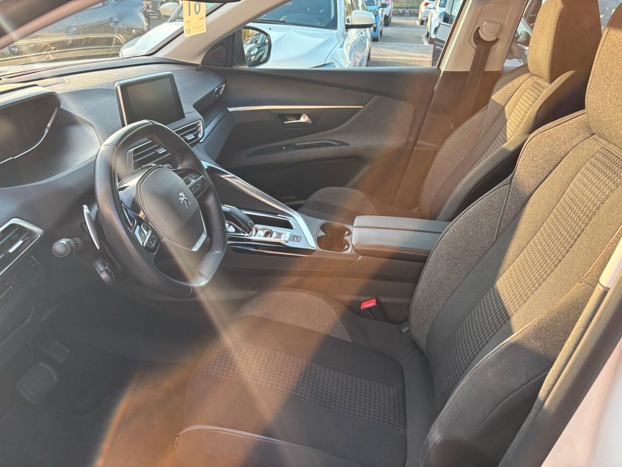Peugeot 3008 ALLURE 1.5 BlueHDi 130 - 2019