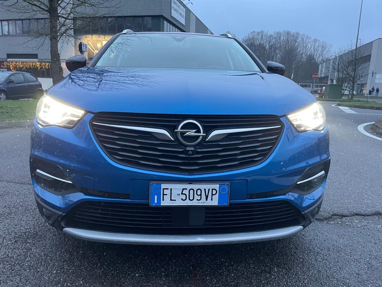 Opel Grandland X 1.6 diesel Ecotec*Automatik*Navi*Neopatnetati*