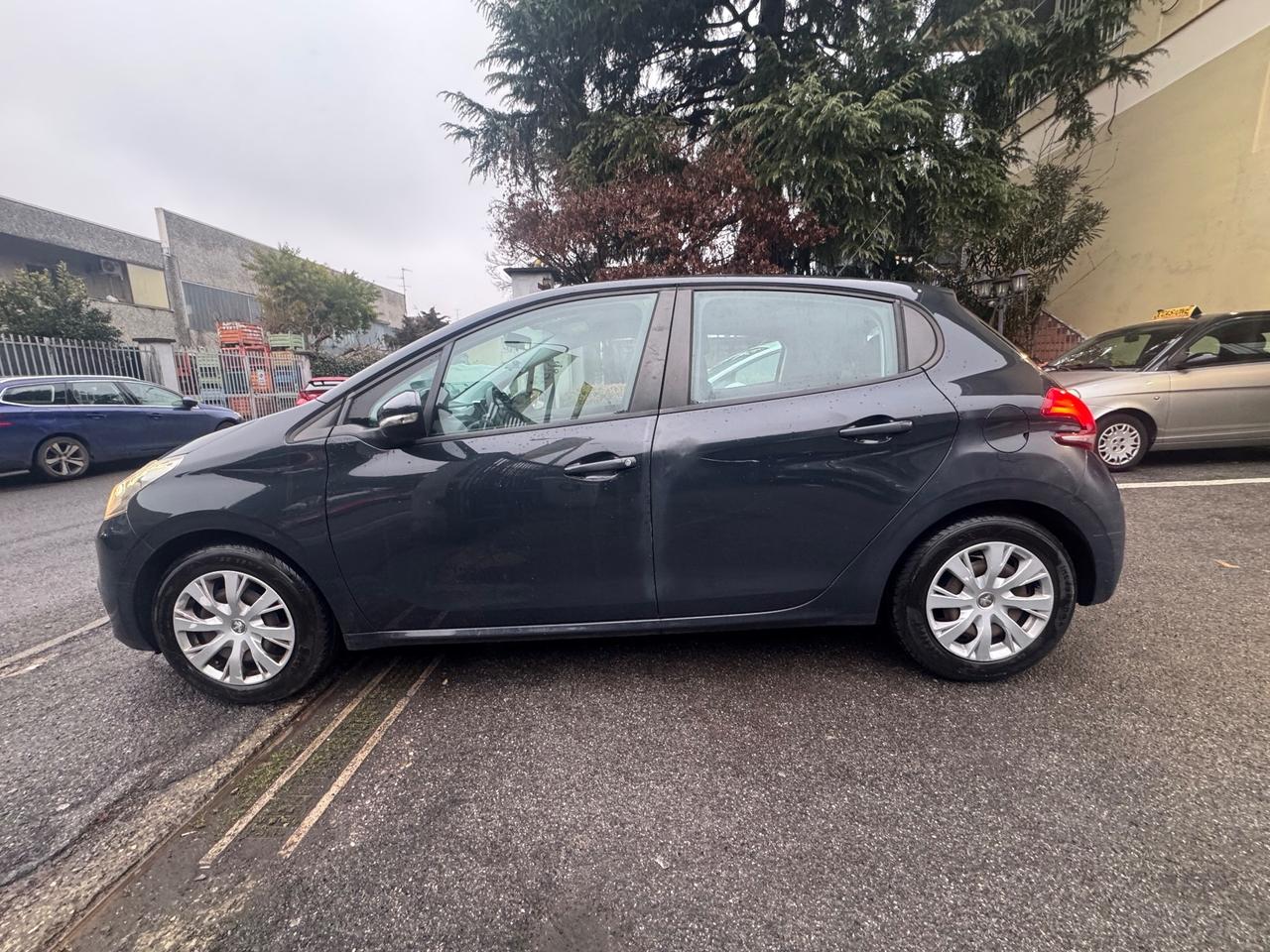 Peugeot 208 PureTech Turbo 110 EAT6 S&S 5 porte Allure