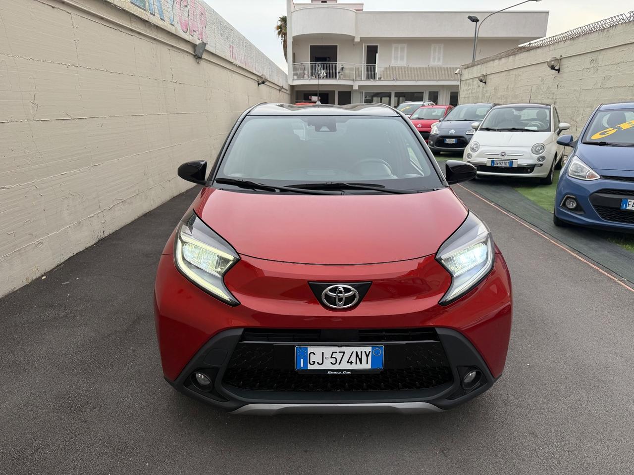 Toyota Aygo X 1.0benzina LOUNGE Km24.000 - 2022