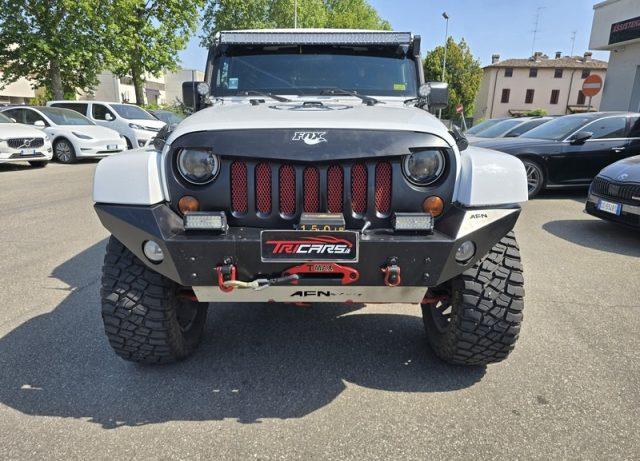 JEEP Wrangler Unlimited 2.8 Sahara Auto 35.000 ? DI PREPARAZIONE