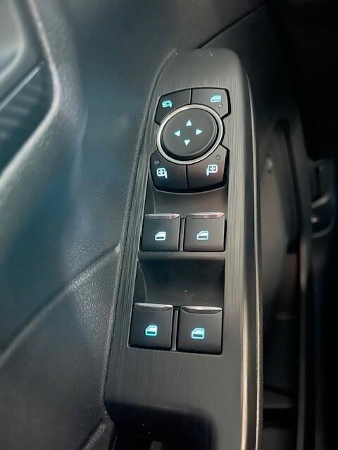 Ford Kuga 2.5 Full Hybrid 180 CV CVT 2WD ST-Line X