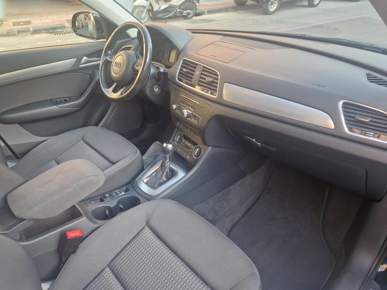 Audi Q3 2.0 TDI 150 CV Design