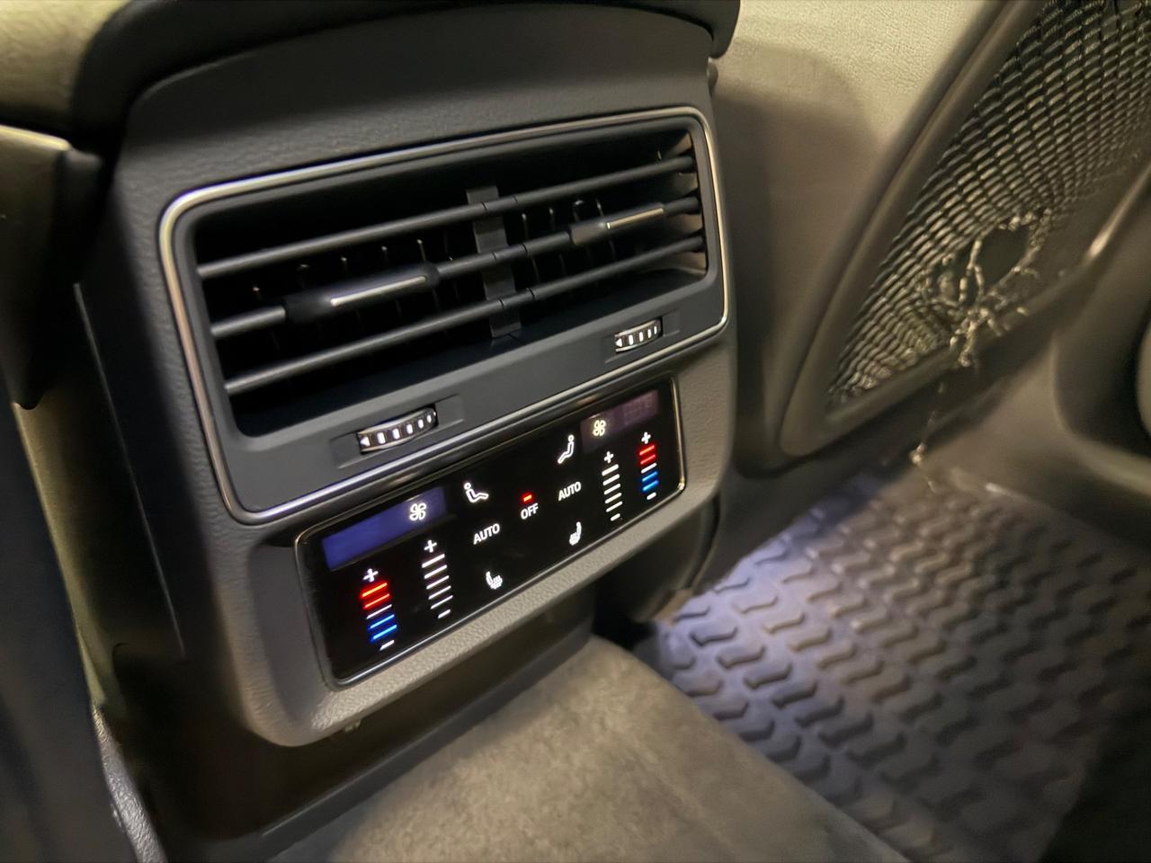 Audi Q8 50 TDI 286 CV quattro tiptronic