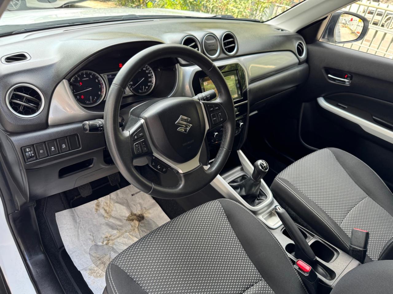 SUZUKI VITARA 1.6 COOL KM 80 MILA