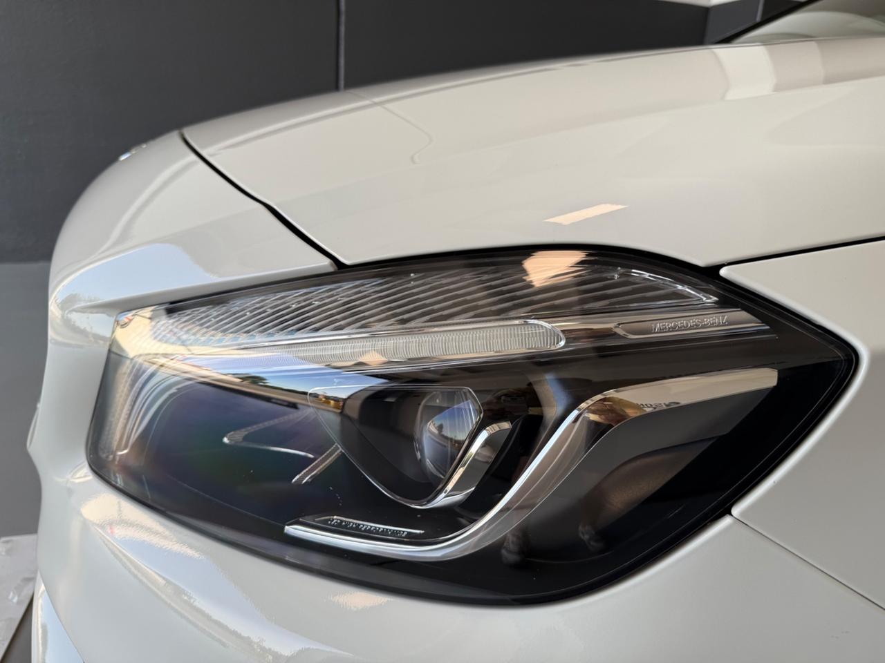 Mercedes-benz A 180 Premium Amg Night Edition