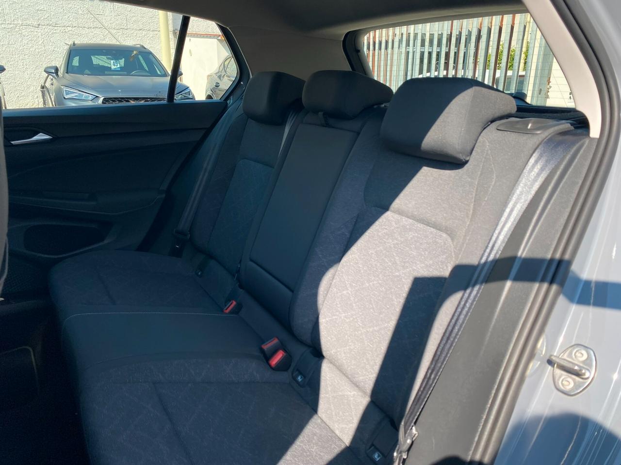 Volkswagen Golf Life 2.0 TDI 116CV DSG