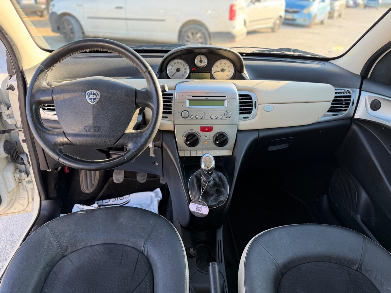 Lancia Ypsilon 1.2 Platino Bicolore