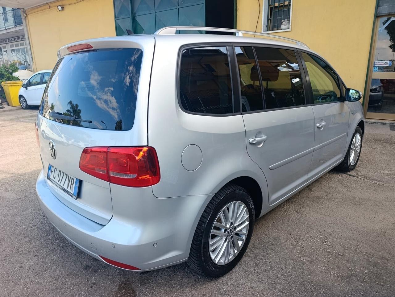 Volkswagen Touran 1.6 TDI Comfortline 2016
