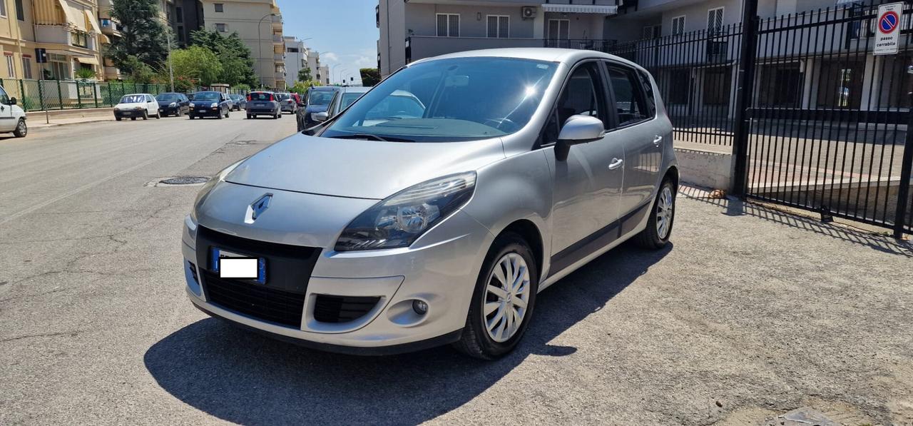 Renault Scénic X-Mod 1.5 dCi 110CV Luxe 2010