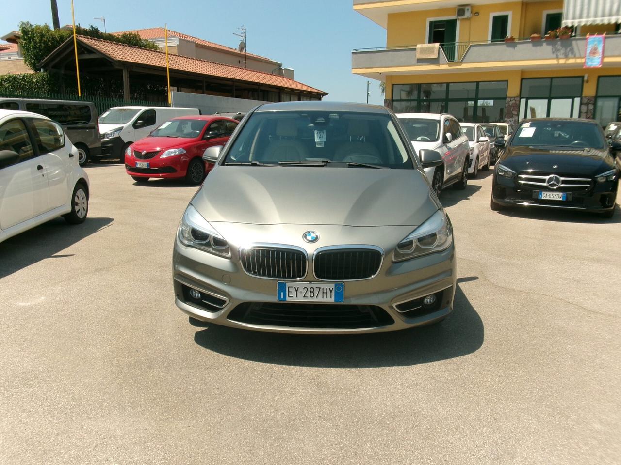BMW 218 D 2.0 150CV ACTIVE TOURER LUXURY AUTOMATICA/NAVI/PDC 127000 KM