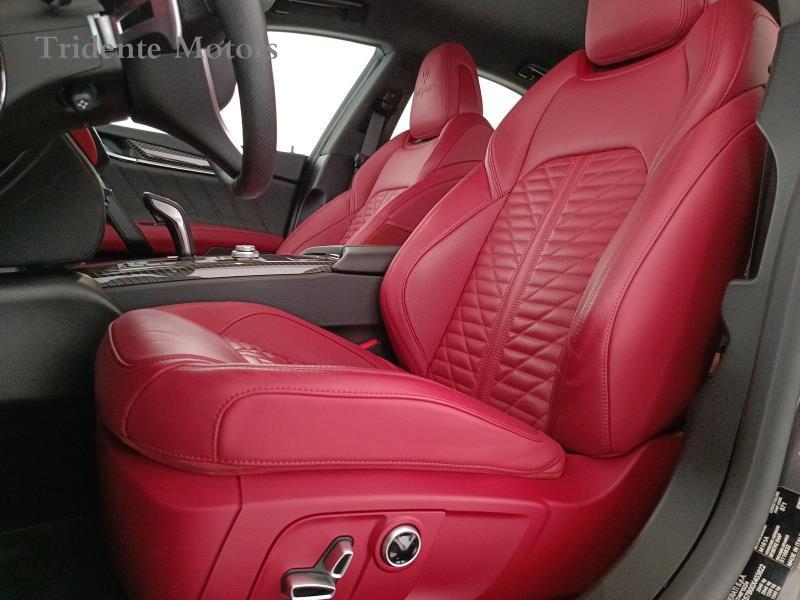 Maserati Ghibli 3.8 V8 Trofeo RWD Auto