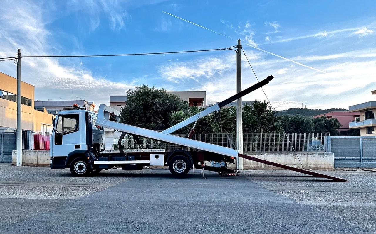 CARROATTREZZI IVECO EUROCARGO 80E15 ISOLI