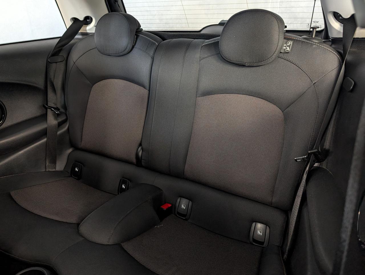 Mini 1.5 Cooper Automatic Essential