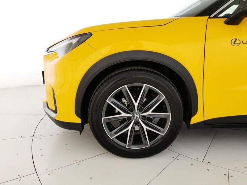 Lexus LBX 1.5 hybrid Emotion 2wd