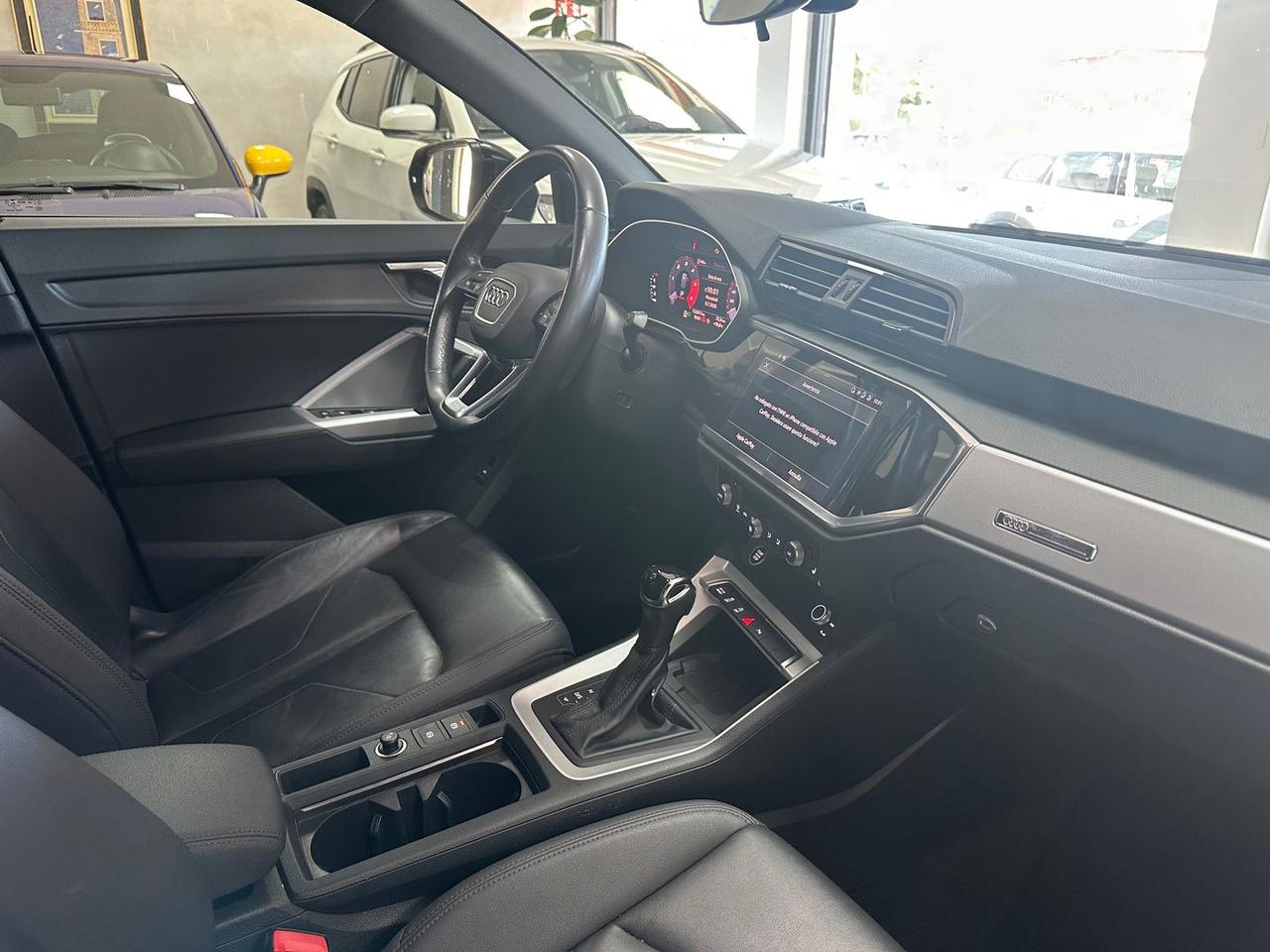 Audi Q3 Business Advanced 2.0 35 TDI #6132