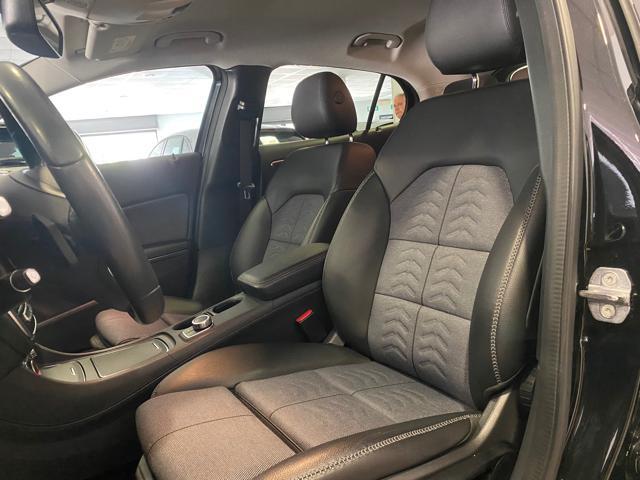 MERCEDES-BENZ GLA 200 d Automatic Business