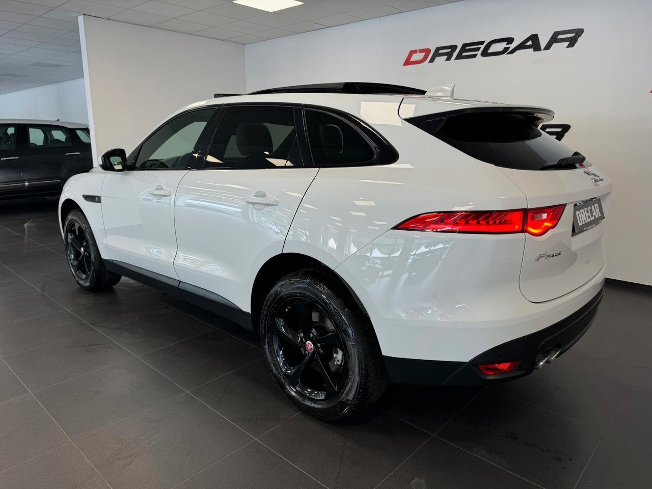 Jaguar F-Pace 2.0 D 180 CV AWD aut. R-Sport TETTO UNIPROP. PARI NUOVO