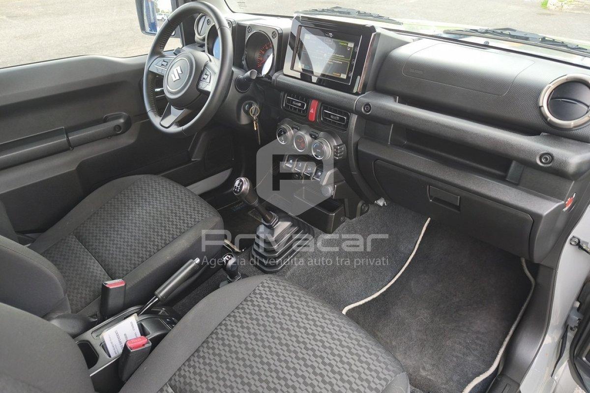 SUZUKI Jimny 1.5 5MT Top