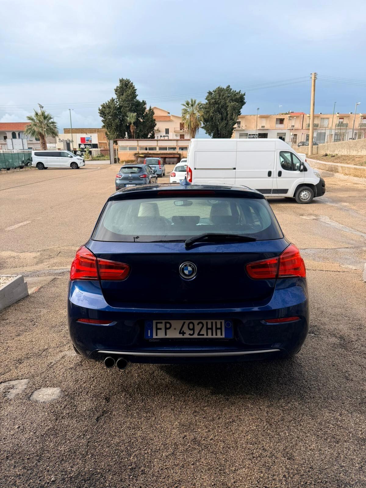 Bmw 120 120d 5p. Urban