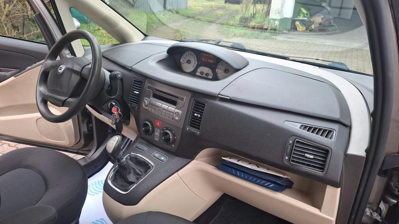 Lancia MUSA 1.4 16V Platino