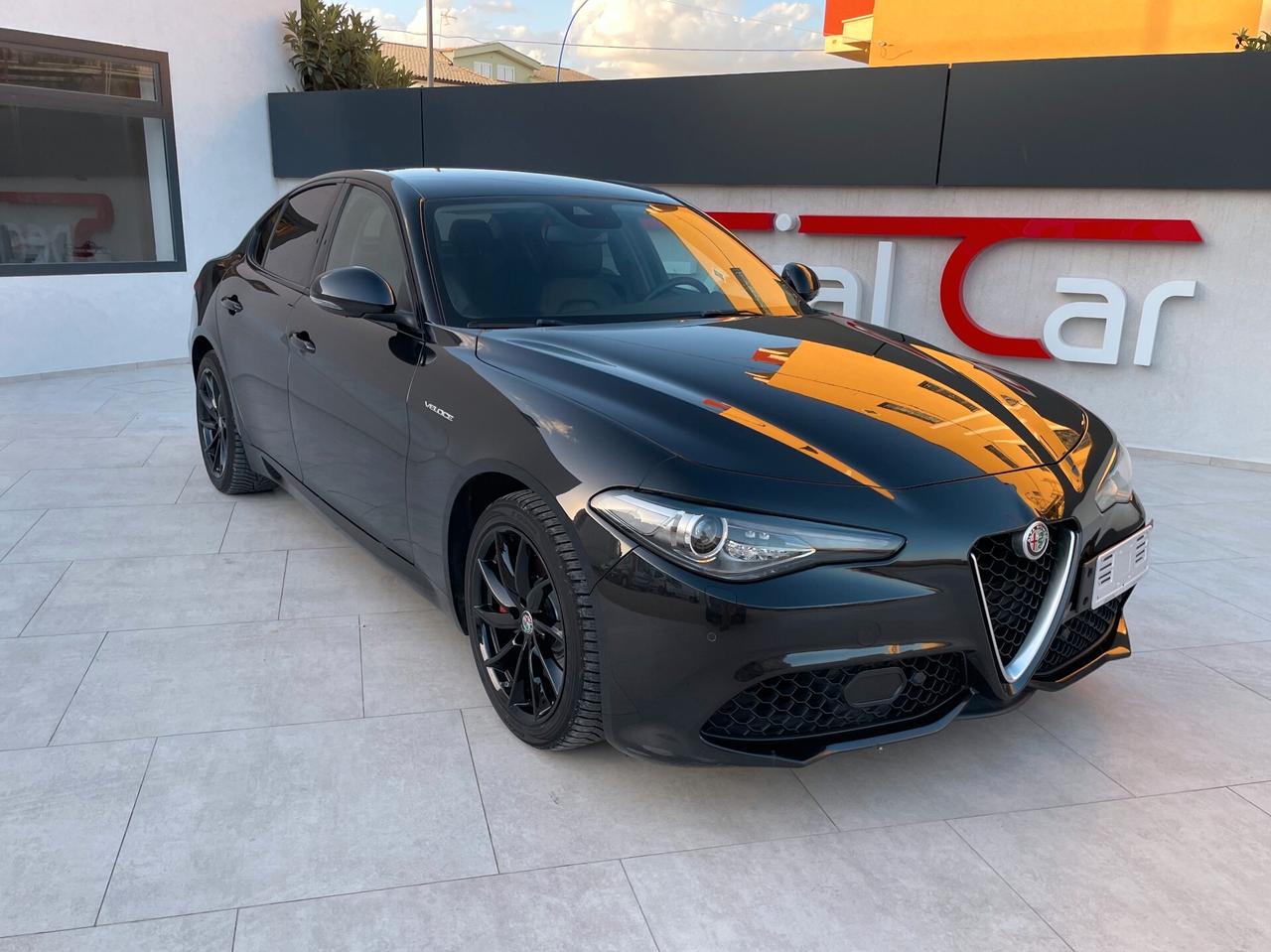 Alfa Romeo Giulia 2.2 Turbodiesel 210 CV AT8 AWD Q4 Veloce