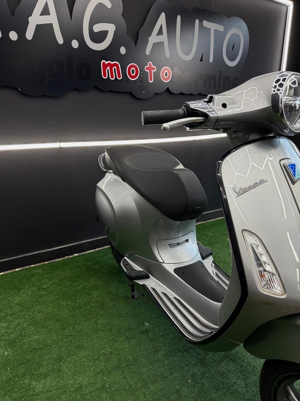 Piaggio Vespa 125 Primavera