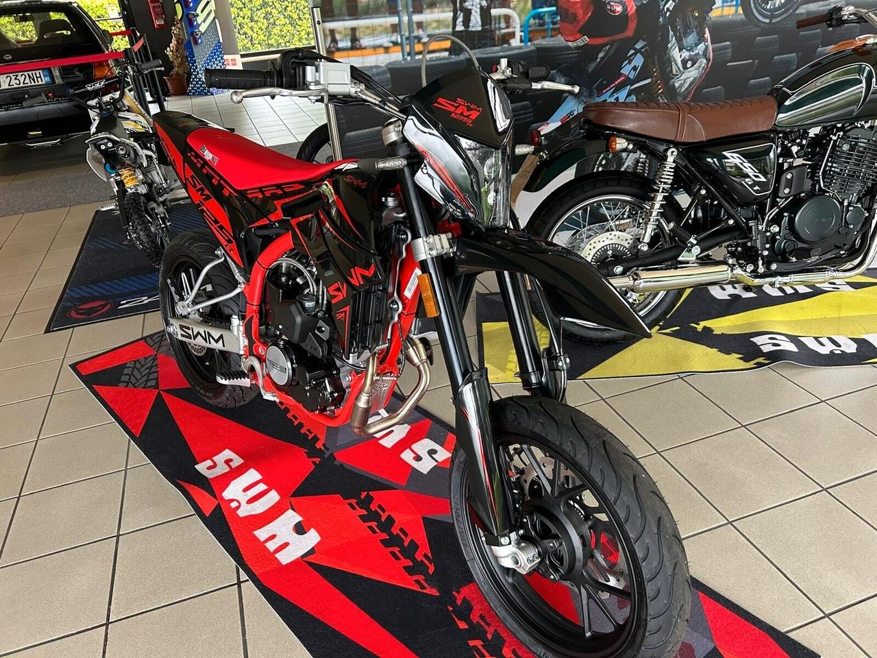motard SM125 r 4tempi modello 2026 PREZZO PROMO FINO AL 30-04-2026